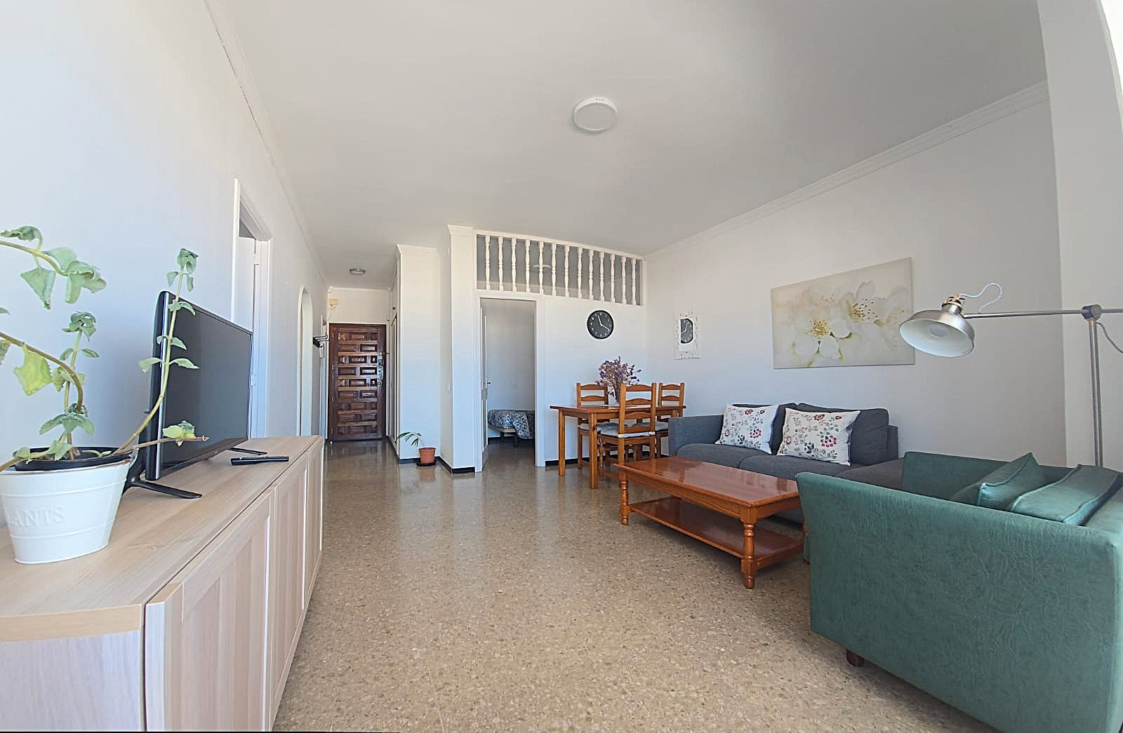 Living room of Flat to rent in Las Palmas de Gran Canaria  with Furnished, Washing machine and TV