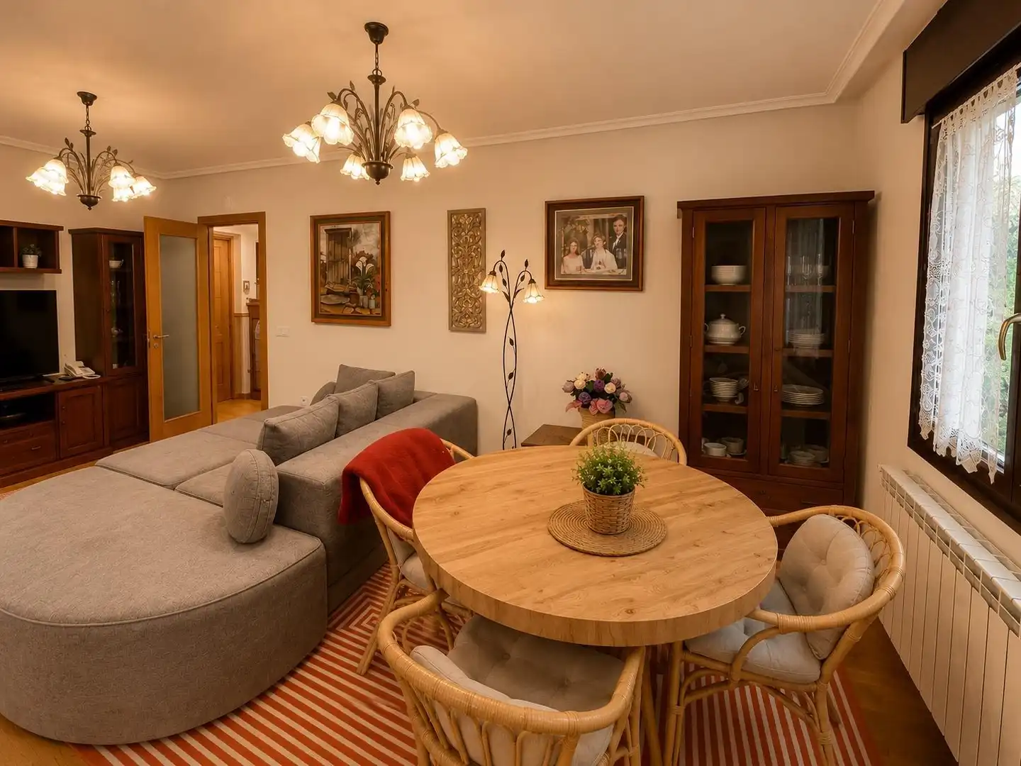 Sala d'estar de Pis en venda en Llanes amb Calefacció, Jardí privat i Terrassa