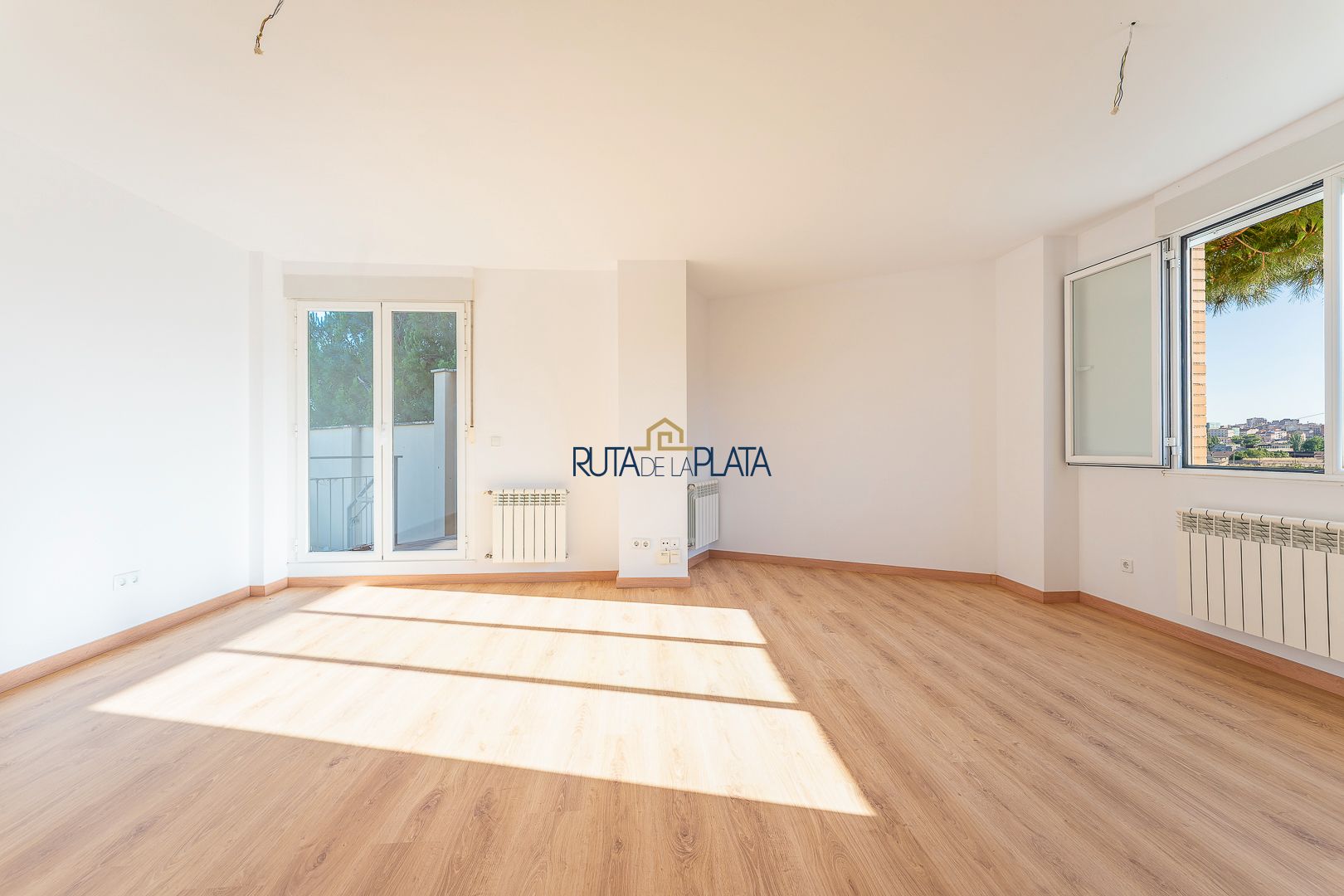 Sala d'estar de Casa o xalet en venda en Zamora Capital  amb Calefacció, Terrassa i Rentadora