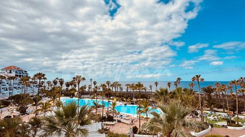 Foto 2 de Apartamento en venta en Playa de las Américas, Arona