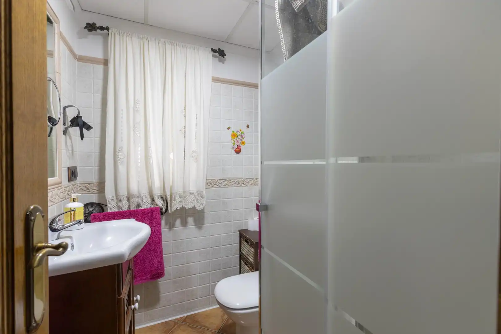 Bathroom of Houses for sale in Granada  with Air Conditioner, Heating and Storage room