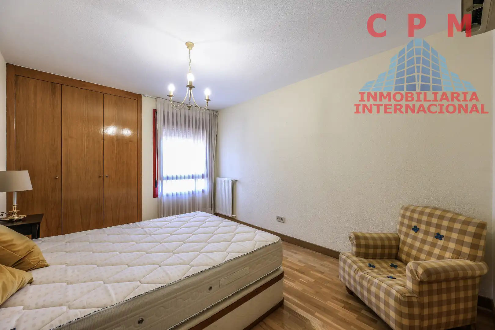Dormitori de Pis de lloguer en Madrid amb Aire condicionat, Calefacció i Parquet