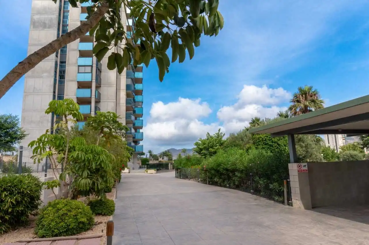 Exterior view of Apartments for rent in Benidorm  with Air Conditioner, Private garden and Terrace