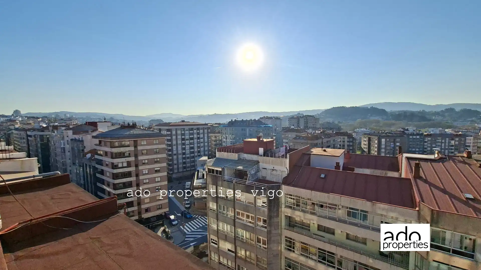 Vista exterior de Piso en venta en Vigo  con Terraza