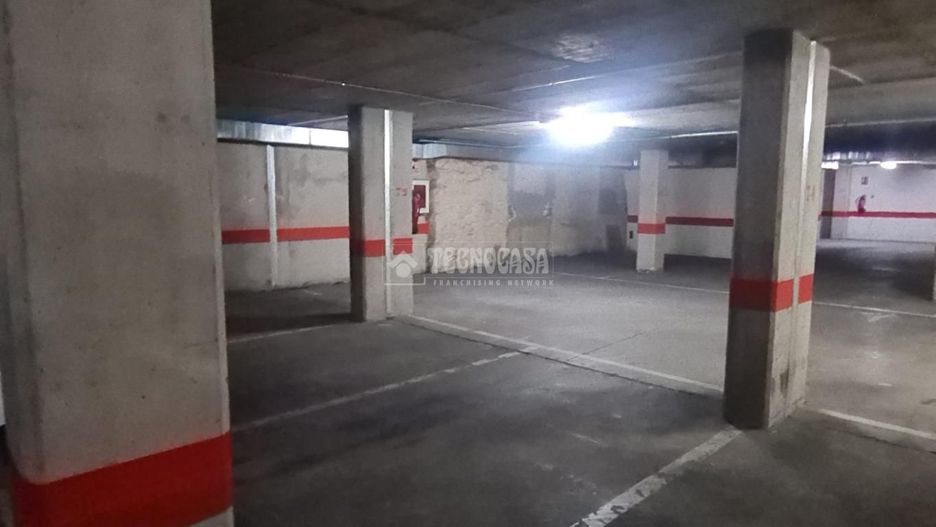 Aparcament de Garatge de lloguer en  Zaragoza Capital