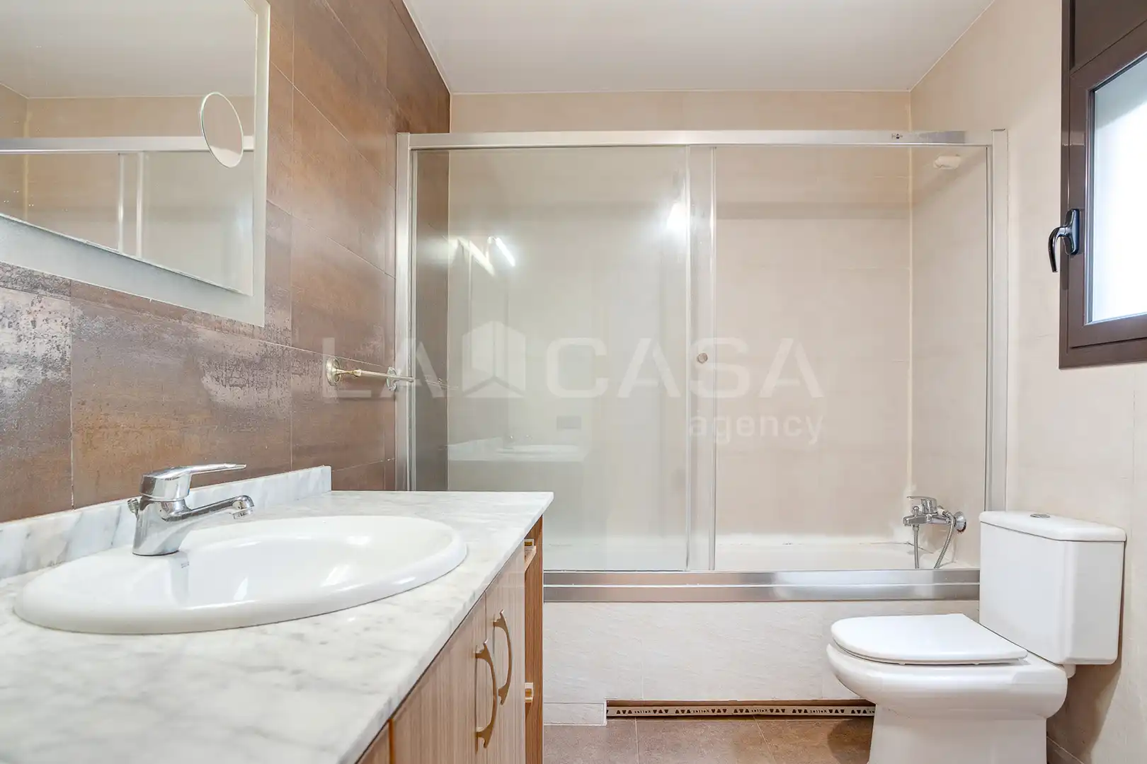 Maison avec terrasse à vendre à Carrer de Tomàs Guerrero, imagen 30