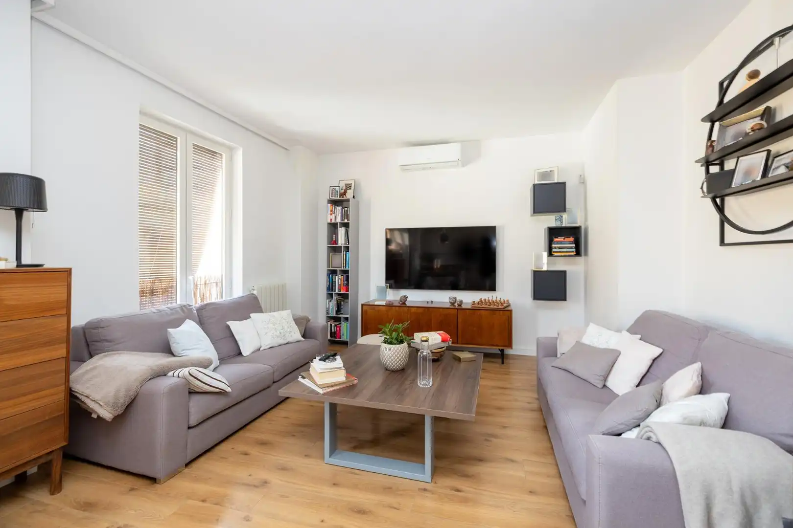 Piso con terraza en venta en Calle Santa Teresa 13, imagen 3