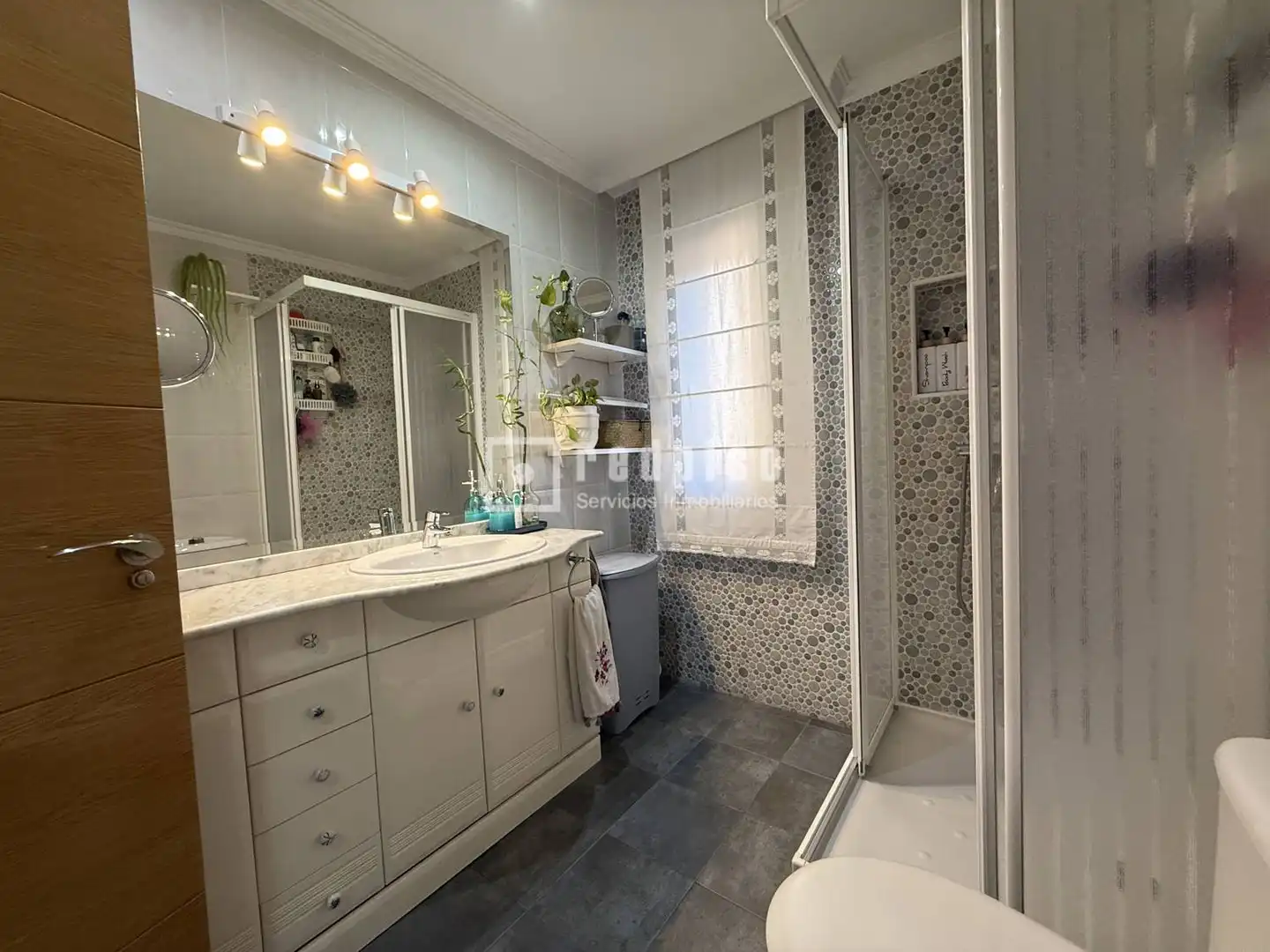 Bathroom of Flat for sale in Villa de Vallecas