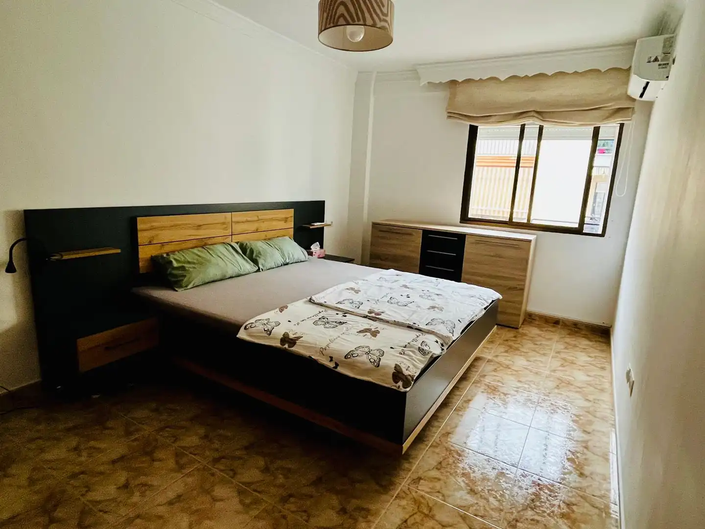 Bedroom of Flat for rent in Estepona  with Air Conditioner, Heating and Terrace