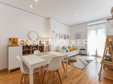 Flat with lift to rent in L'Eixample
