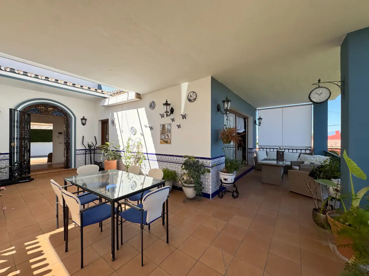 Terrassa de Casa o xalet en venda en Alhaurín de la Torre amb Aire condicionat, Calefacció i Jardí privat