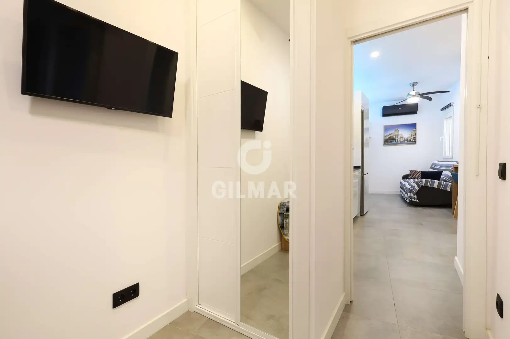 Piso en venta en Madrid con Calefacción y Amueblado