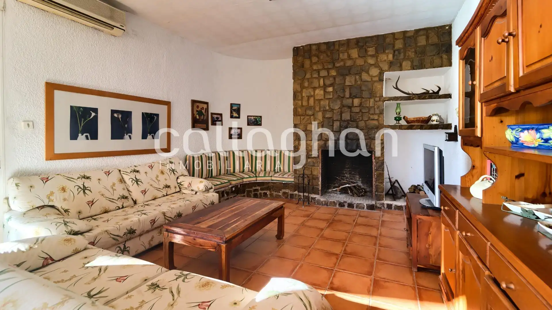 Sala de estar de Casa o chalet en venta en Alzira con Aire acondicionado, Calefacción y Jardín privado