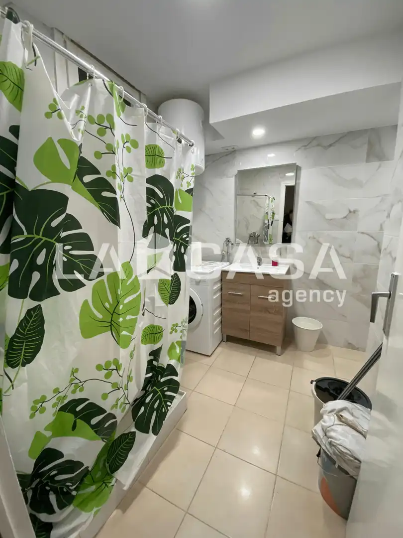 Badezimmer von Wohnung zum Verkauf in Artigues - Llefià