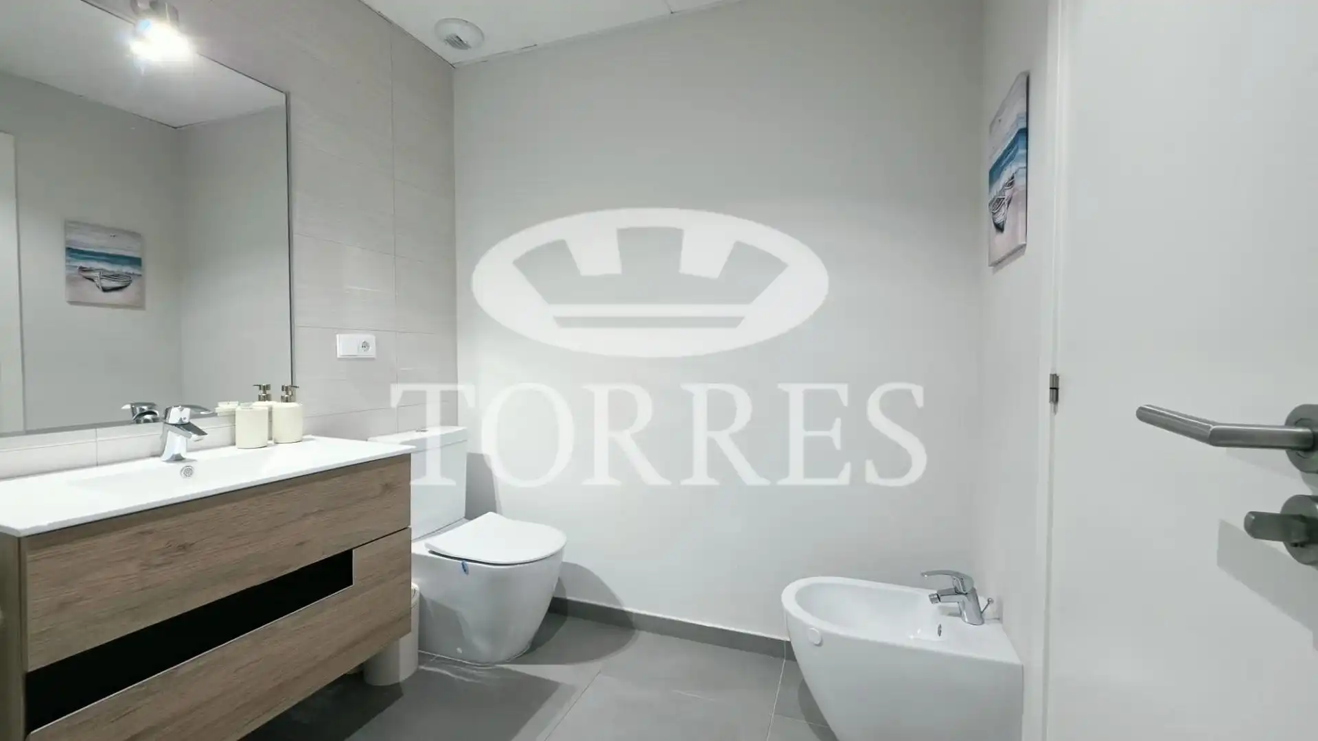 Bathroom of Apartments for rent in Estepona  with Air Conditioner, Terrace and Furnished
