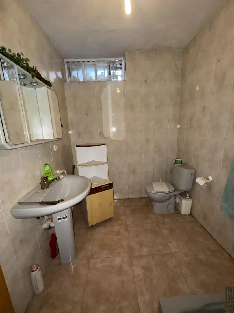 Badezimmer von Country house zum Verkauf in Ponferrada mit Heizung, Privatgarten und Terrasse