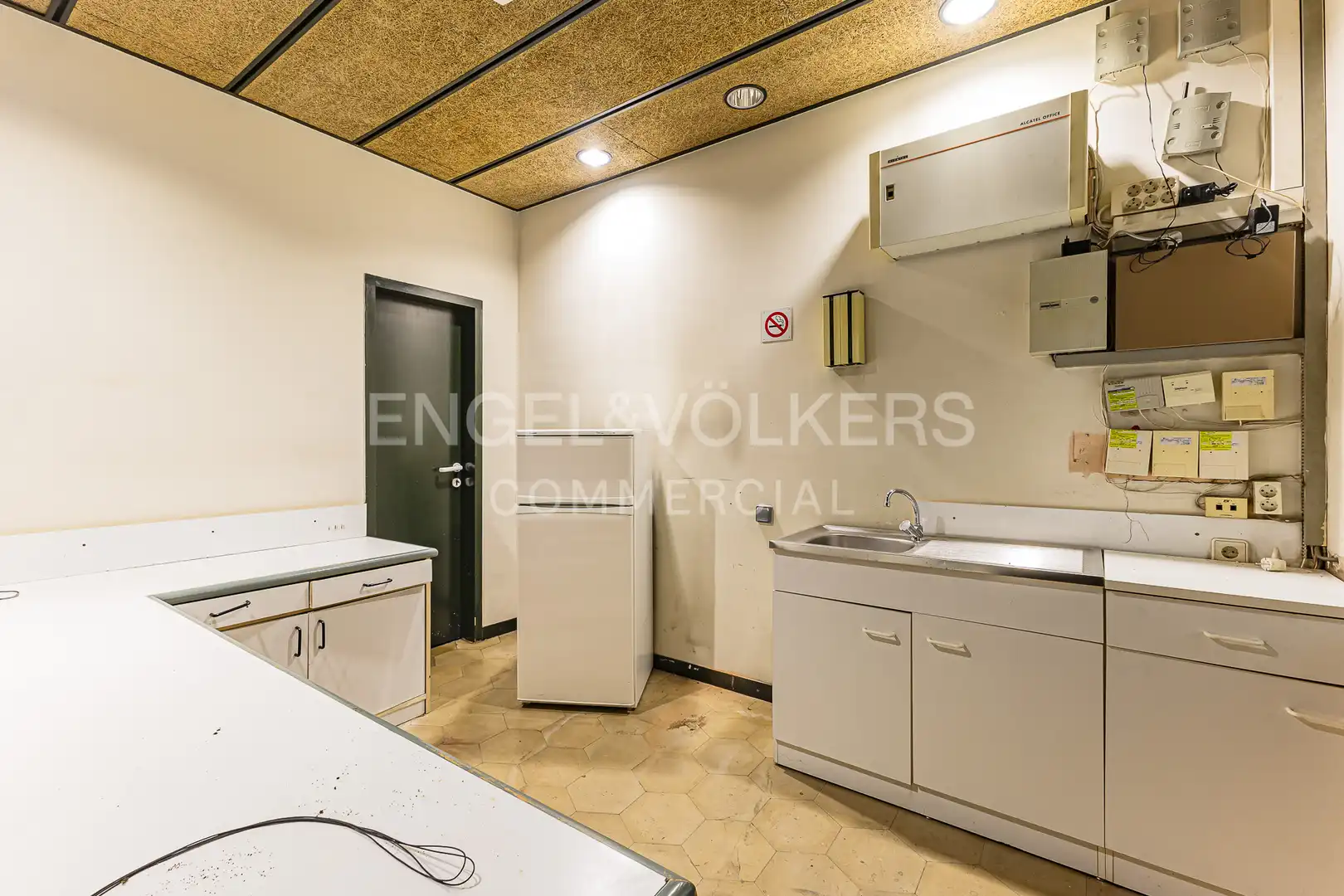 Küche von Gebäude zur Miete in Barcelona