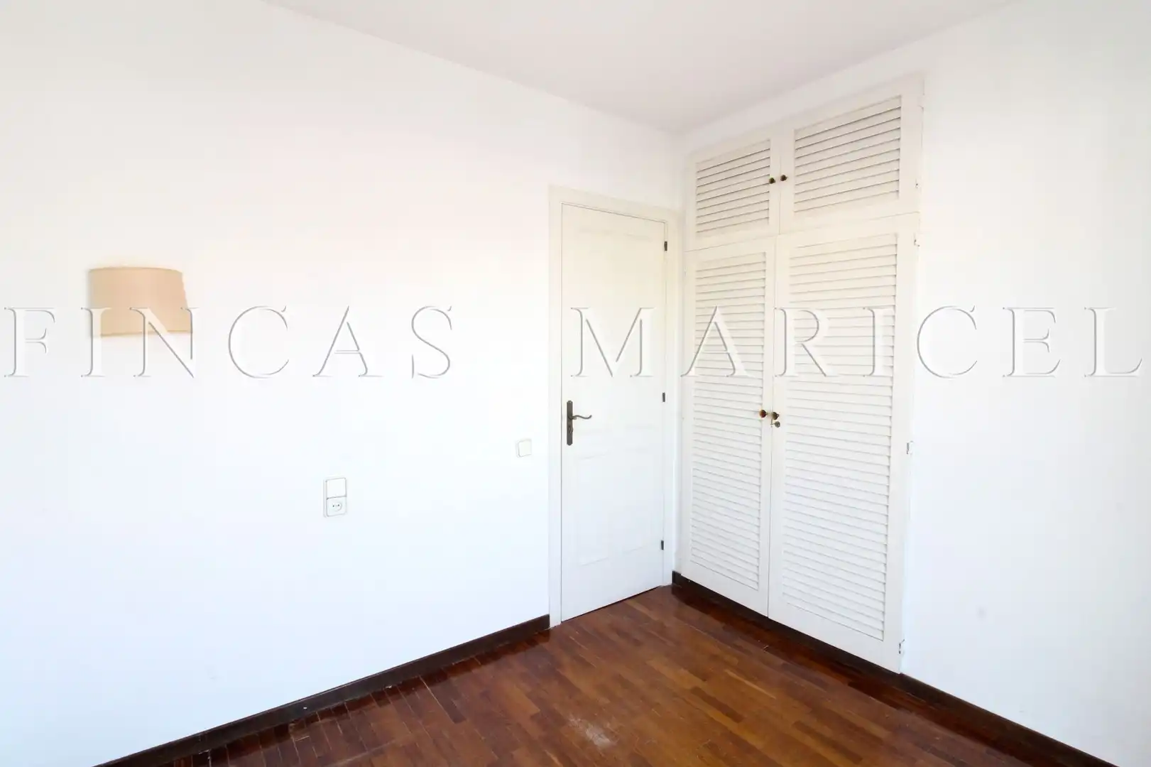 Habitación de Ático de alquiler en Sitges con Aire acondicionado, Calefacción y Terraza