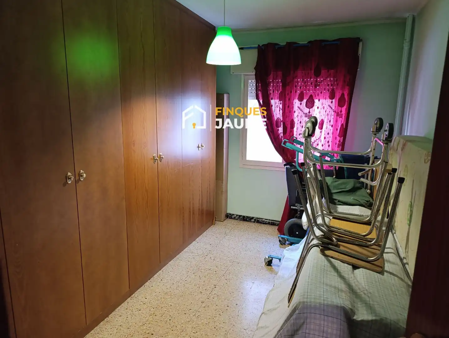 Habitación de Piso en venta en Lleida con Calefacción, Terraza y Trastero