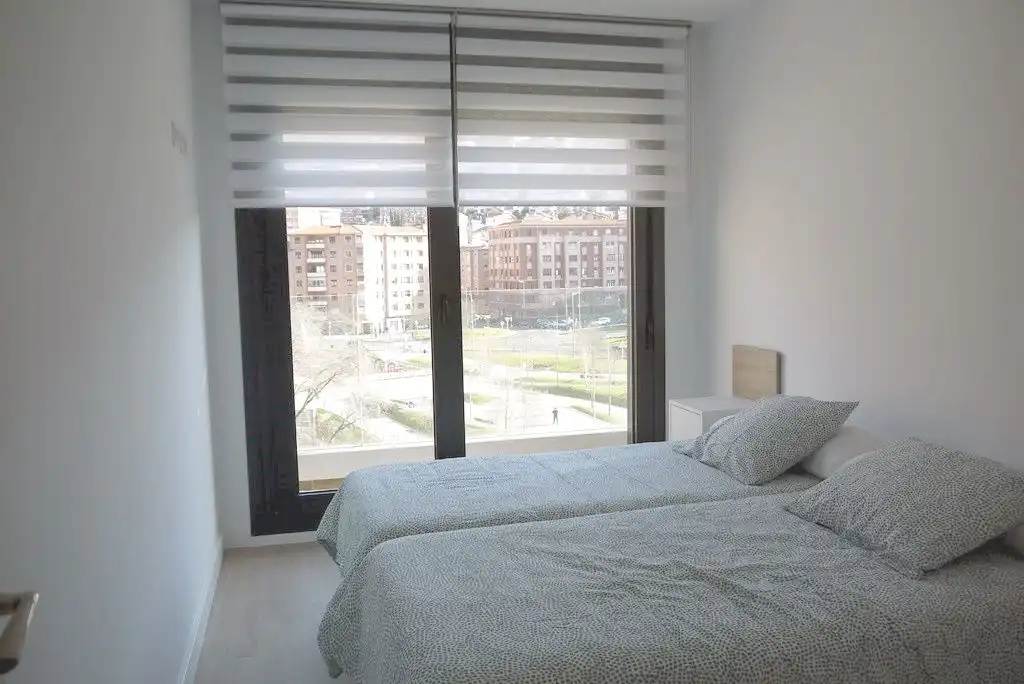 Bedroom of Flat for rent in Bilbao   with Heating, Terrace and Swimming Pool