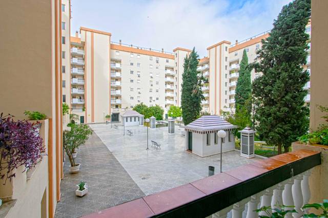 Piso en Venta en Colores -  Entreparques