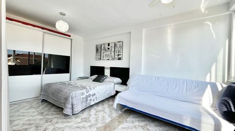Foto 3 de Apartamento de alquiler en Campoamor, Orihuela