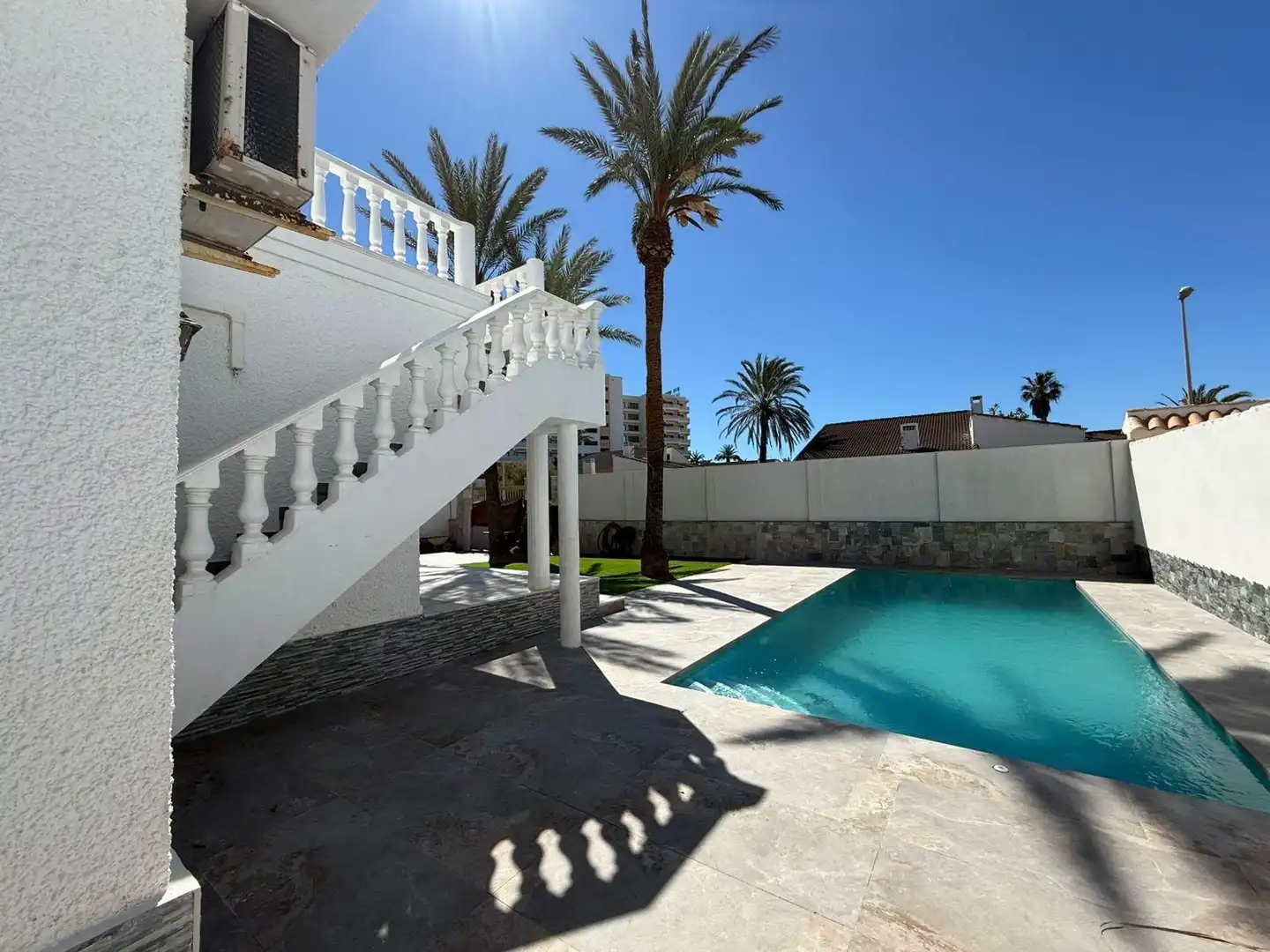 Piscina de Casa o chalet de alquiler en Orihuela con Aire acondicionado, Calefacción y Jardín privado
