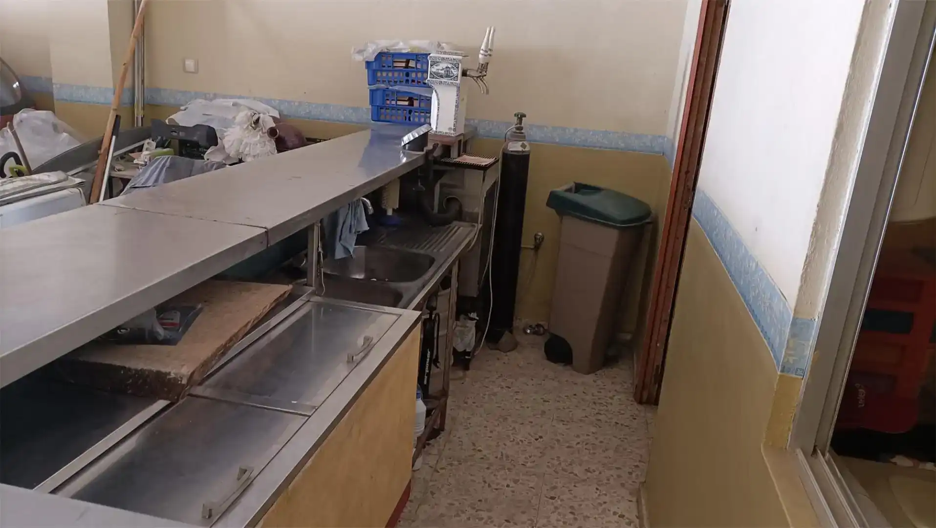 Cuina de Casa adosada en venda en  Sevilla Capital amb Aire condicionat i Balcó