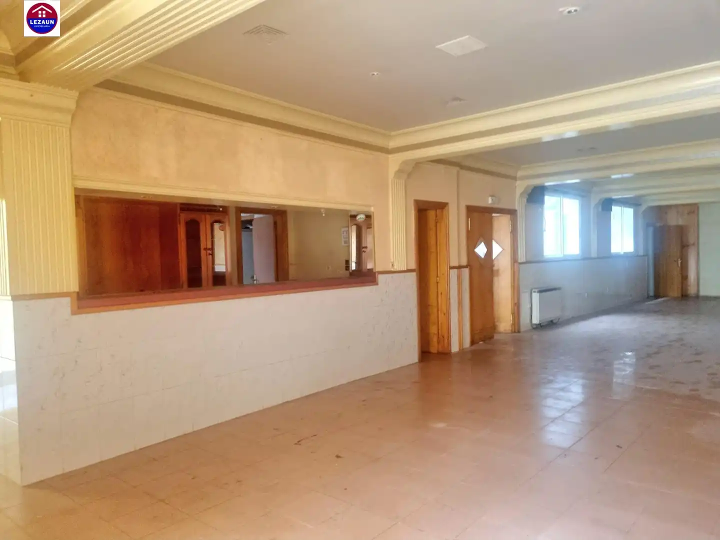 Edificio en venta en Andosilla