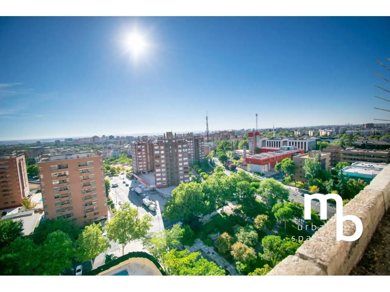 Vista exterior de Piso de alquiler en Madrid con Aire acondicionado, Calefacción y Parquet