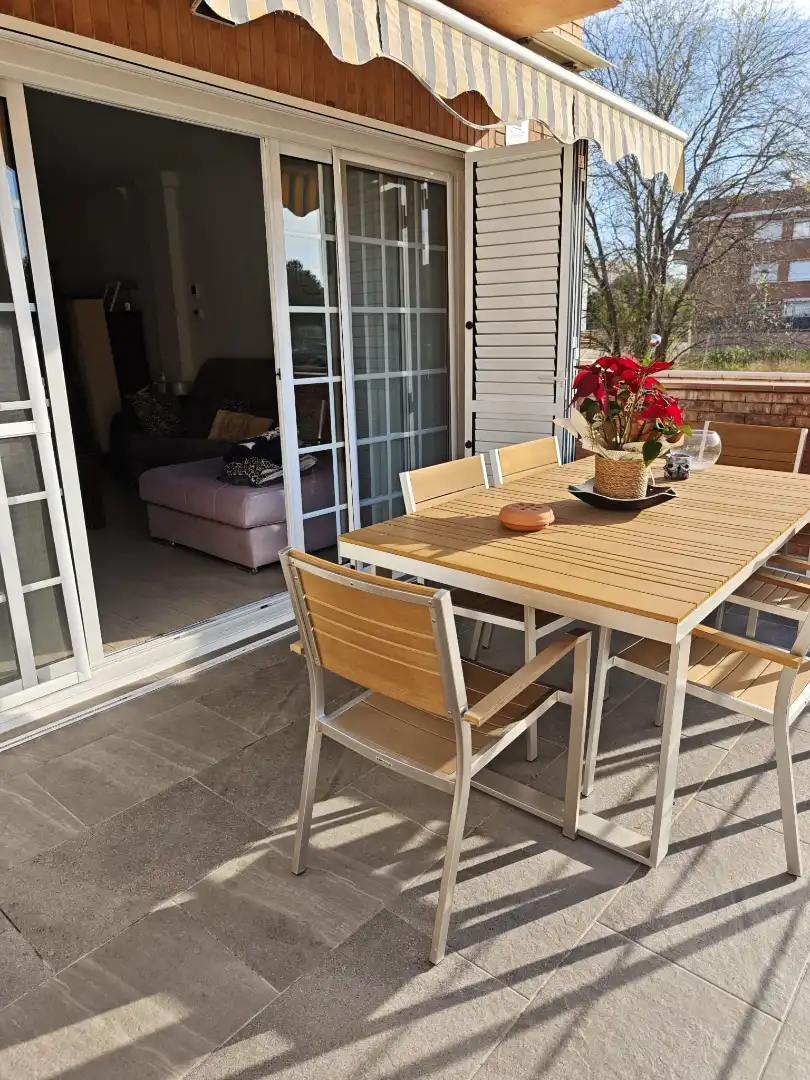Terraza de Casa adosada en venta en Cubelles con Aire acondicionado, Calefacción y Jardín privado