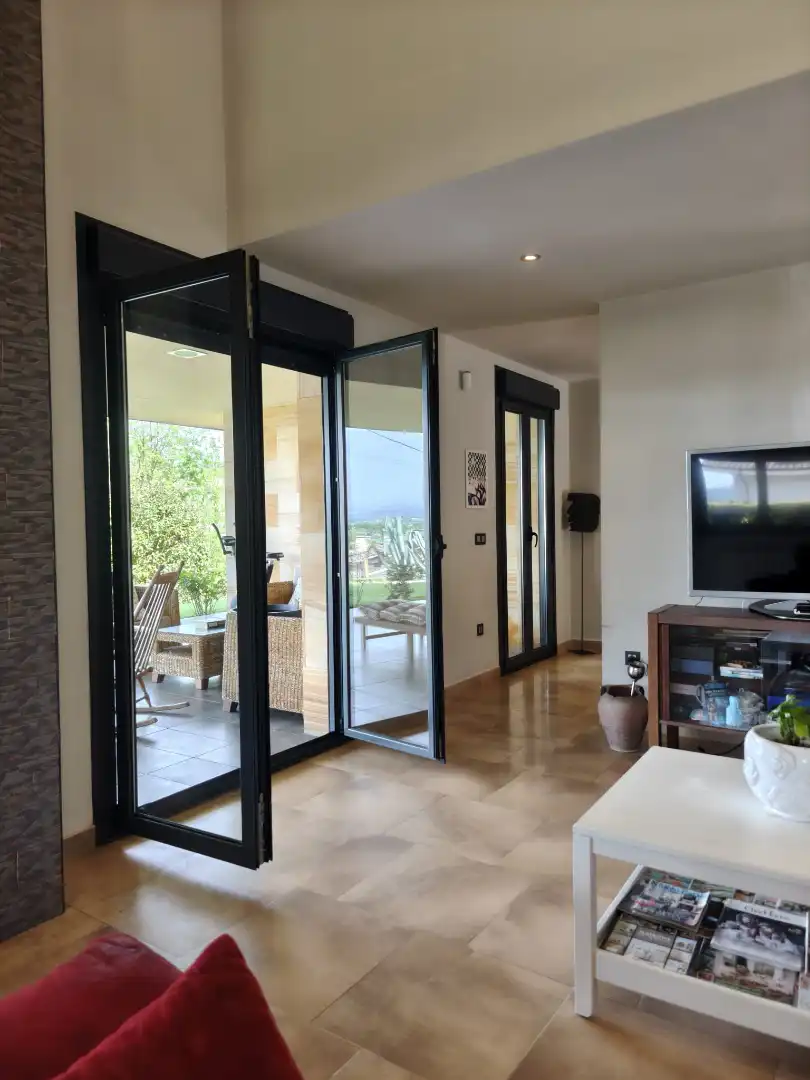 Casa o xalet en venda en Siero amb Jardí privat, Terrassa i Traster