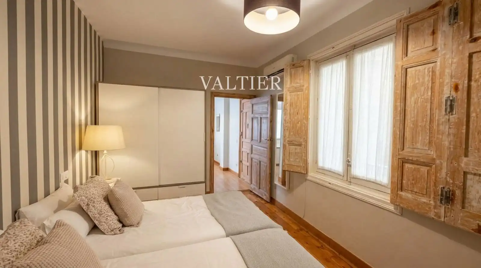 Bedroom of Flat for rent in Madrid  with Air Conditioner, Heating and Furnished