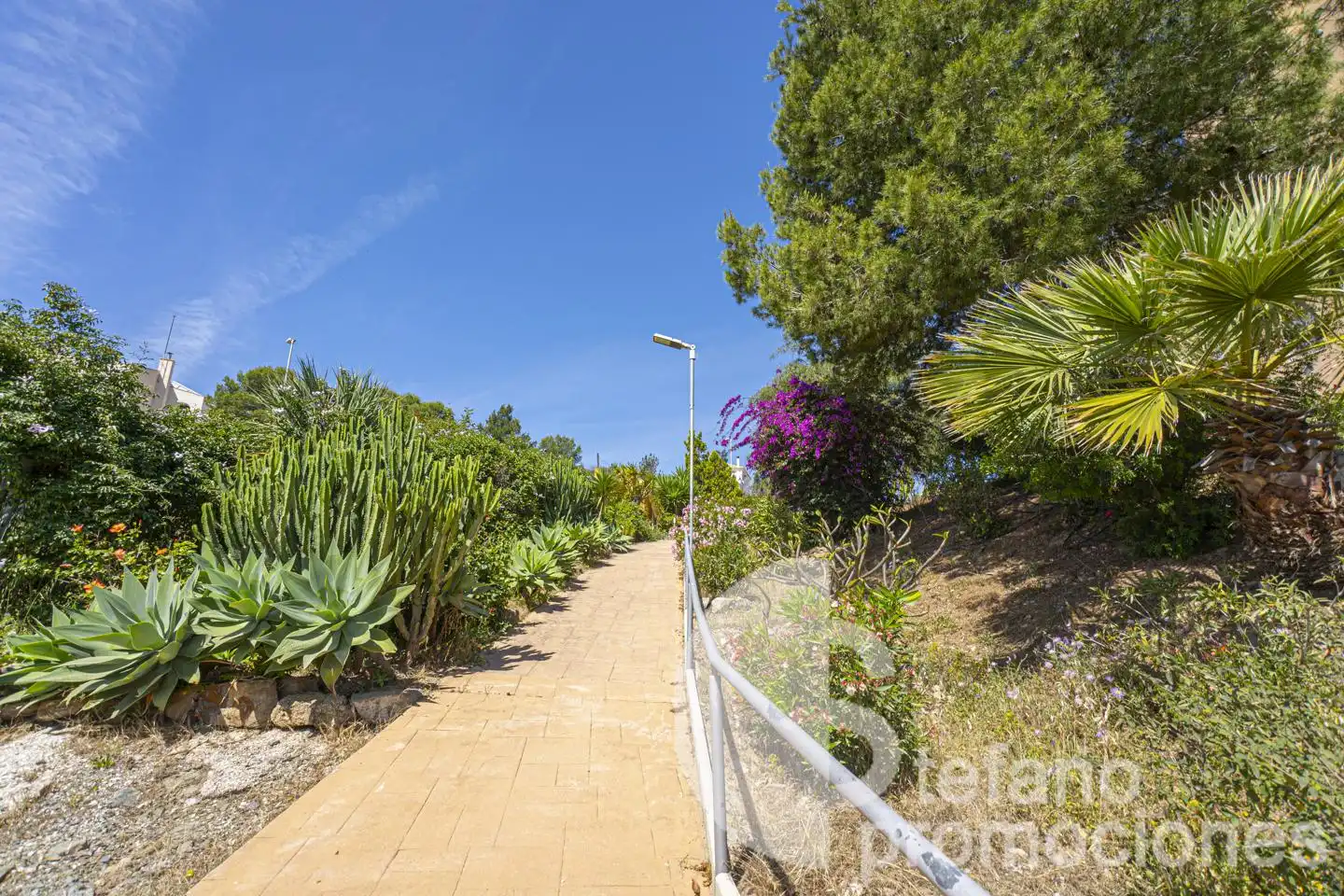 Vista exterior de Piso en venta en Málaga con Aire acondicionado, Terraza y Piscina comunitaria