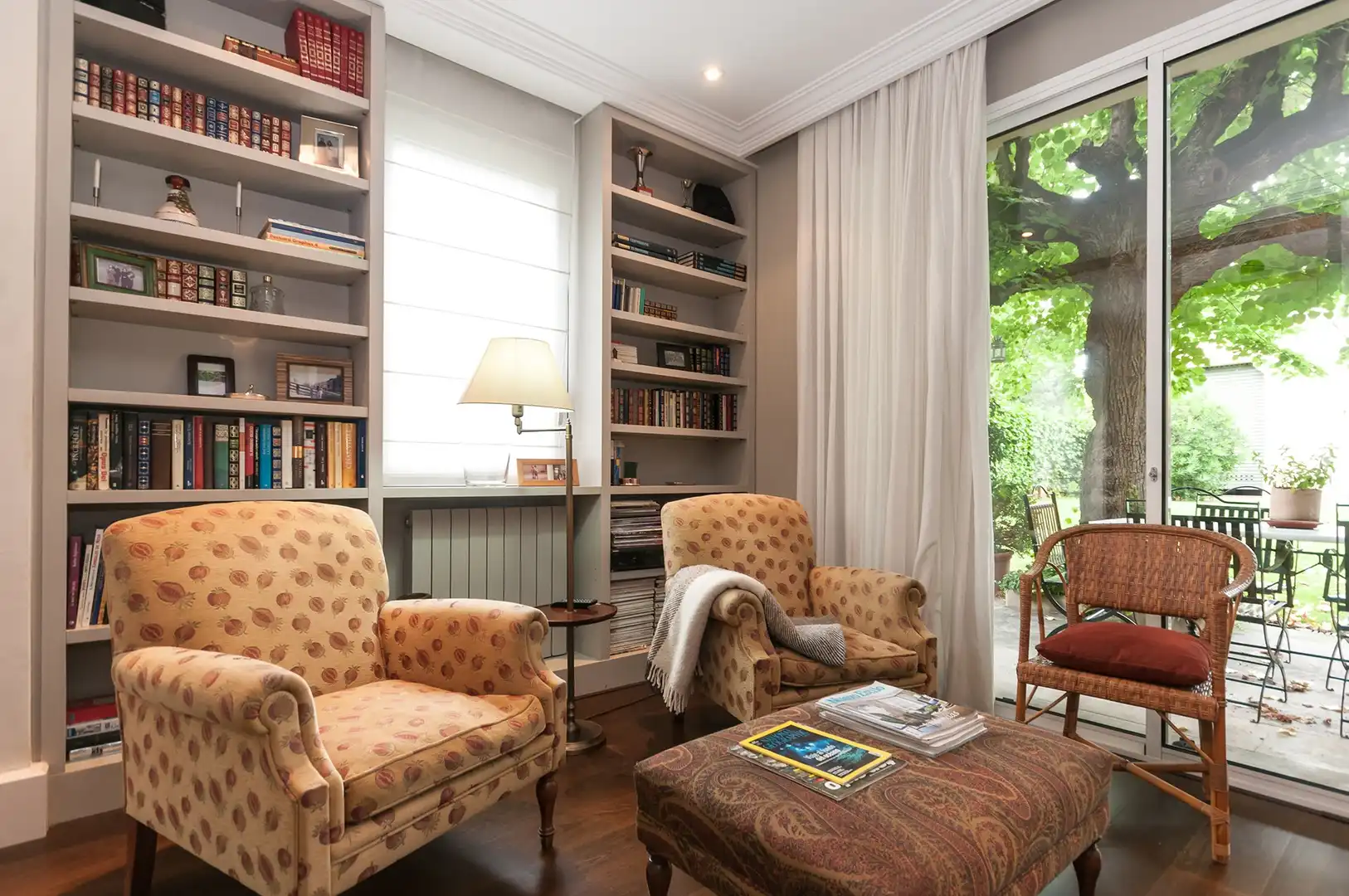 Living room of Houses for rent in Sant Just Desvern  with Air Conditioner, Heating and Terrace