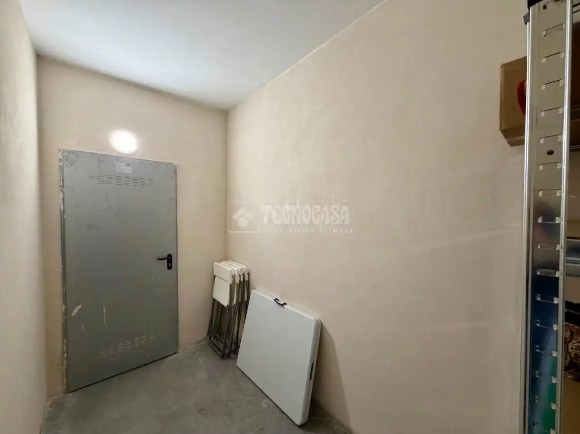 Wohnung zum Verkauf in Villanueva de la Torre mit Parkett, Terrasse und Möbliert