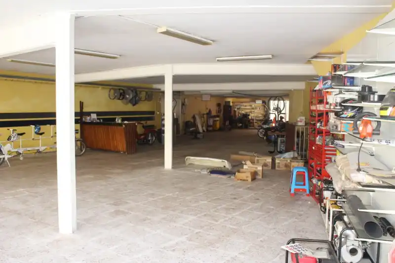 Local comercial de lloguer a Tomelloso, imagen 2