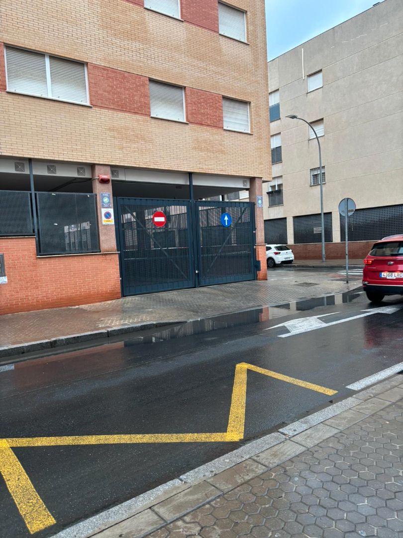 Parking de Garaje en venta en  Sevilla Capital