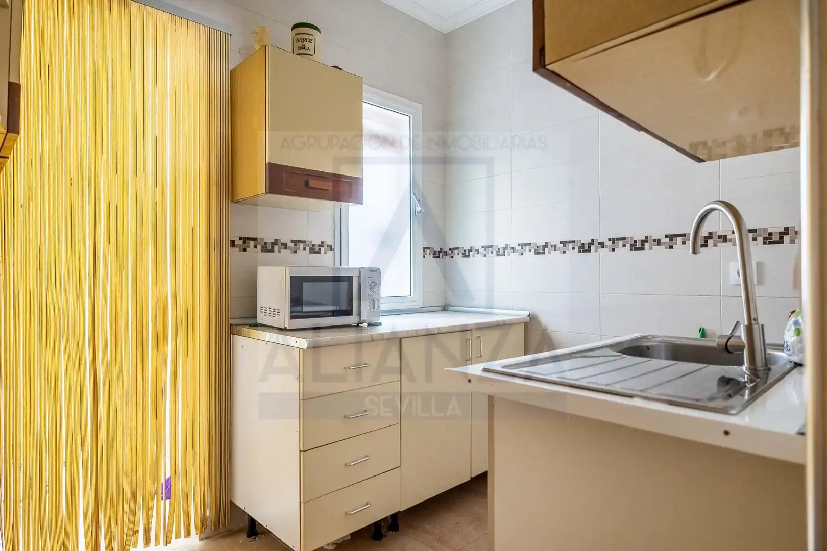 Cocina de Piso en venta en Camas con Aire acondicionado y Amueblado