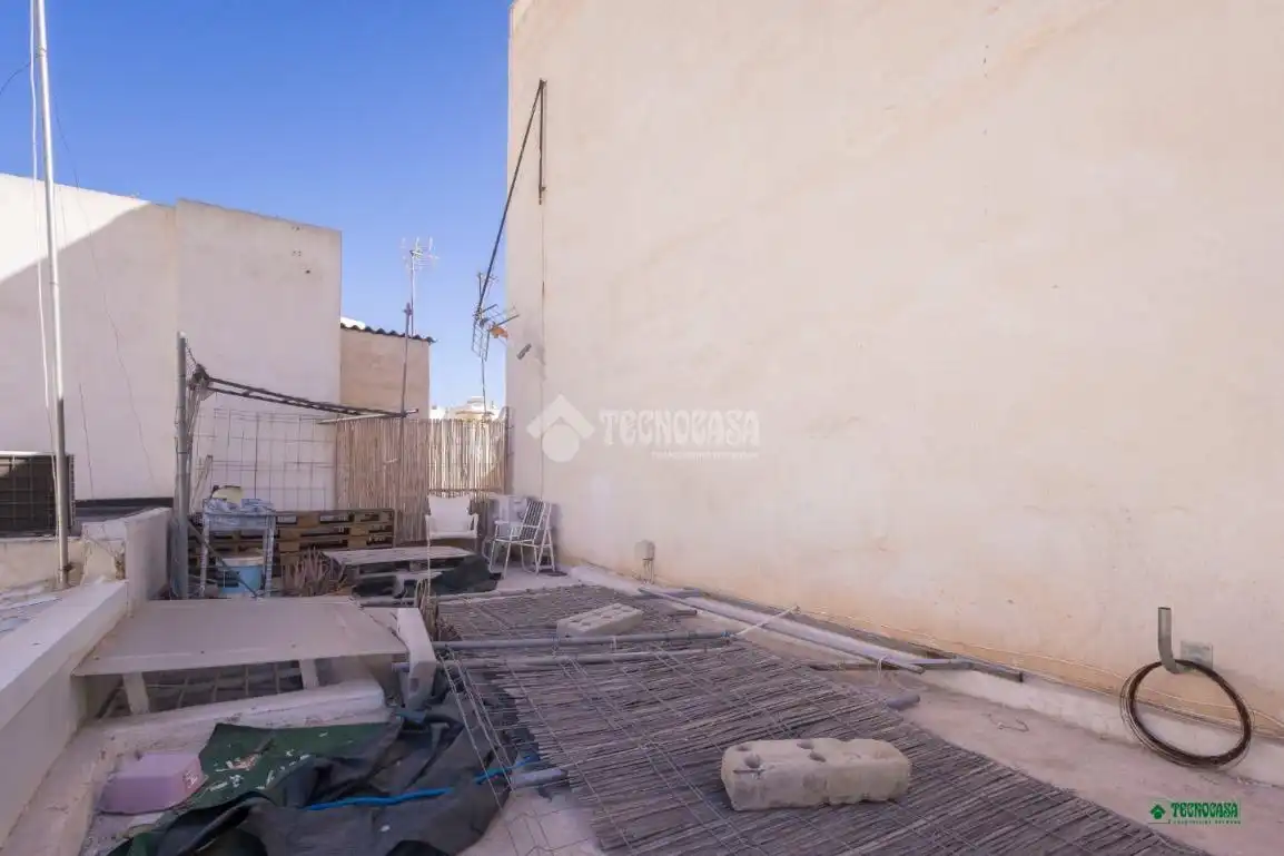 Terrassa de Casa o xalet en venda en Almería