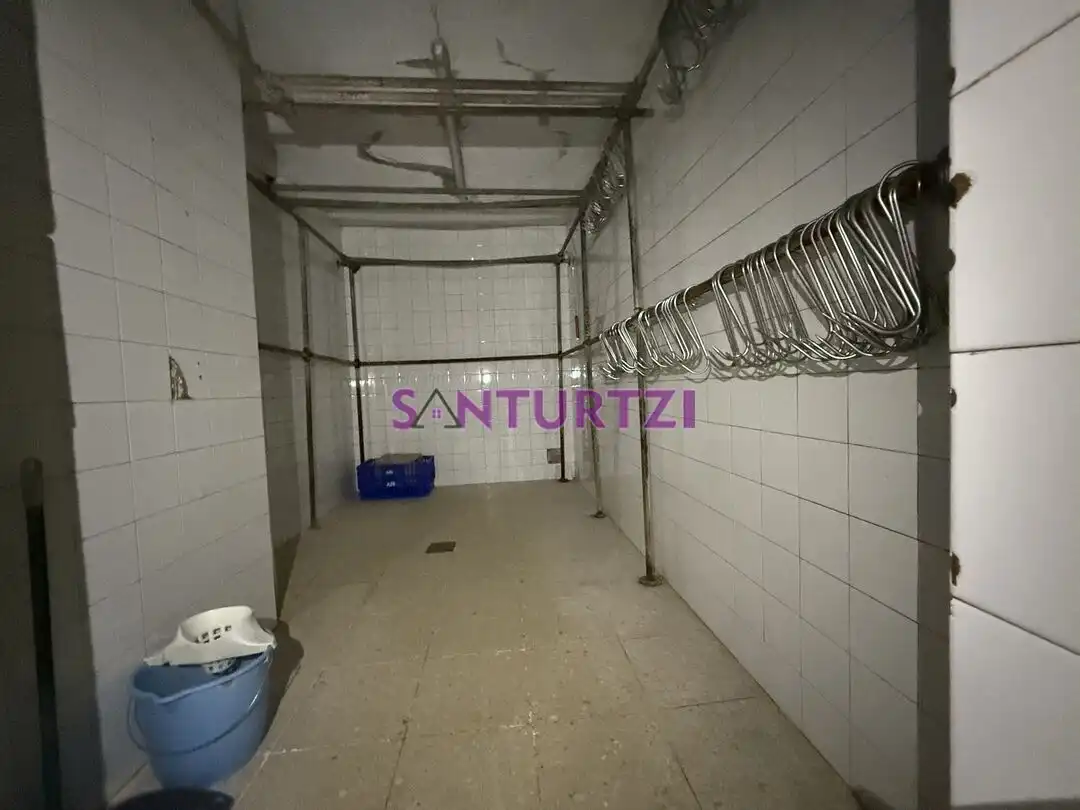 Geschaftsraum zum Verkauf in Santurtzi 