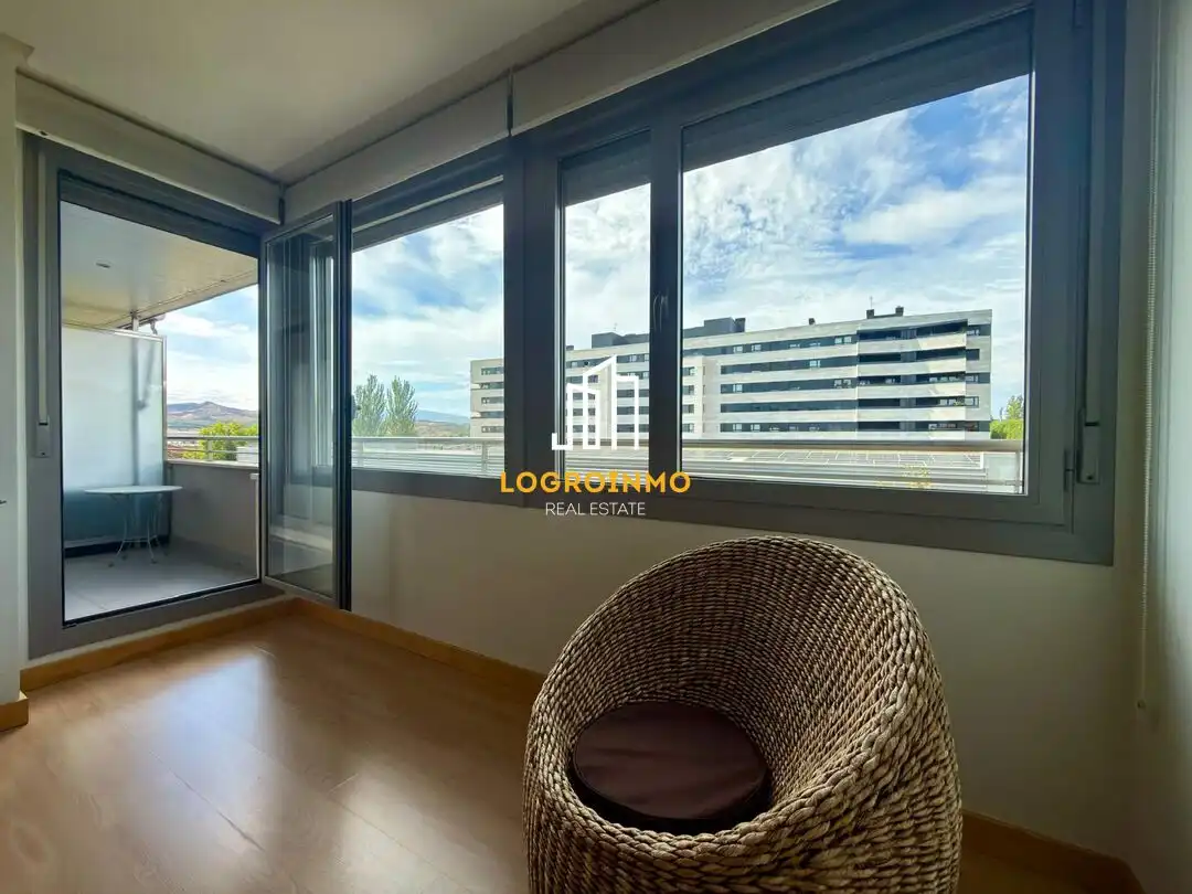 Appartamento con piscina in vendita a San Adrián, imagen 7