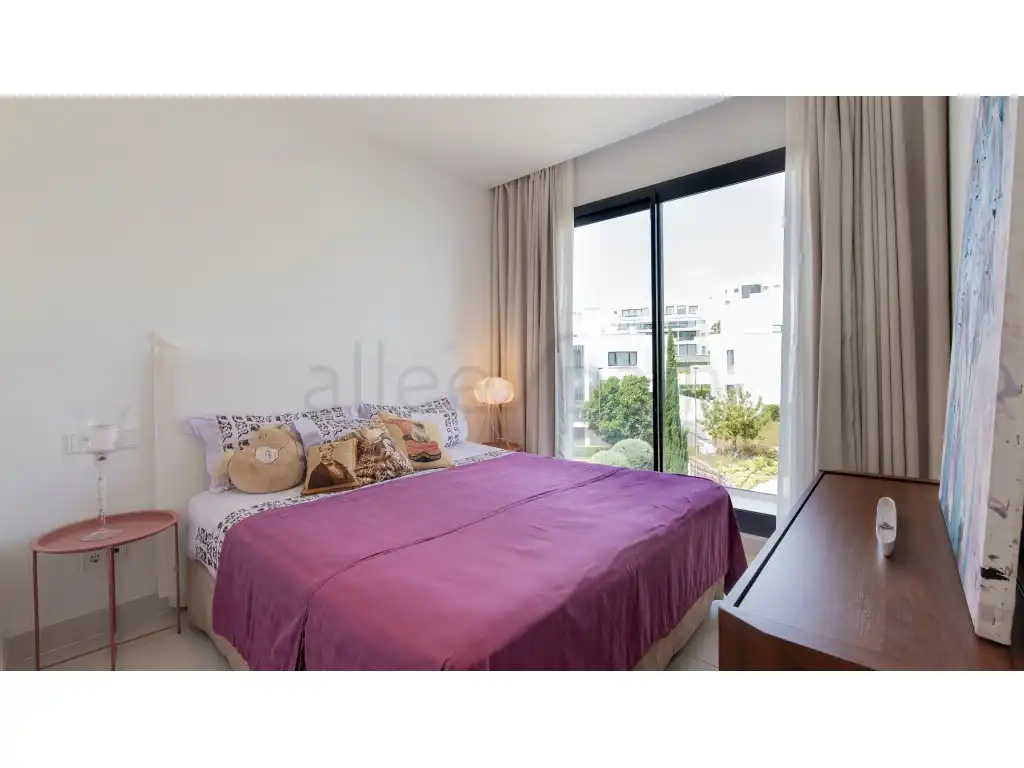 Apartamento en venta en Avenida 8 De Marzo, El Higuerón