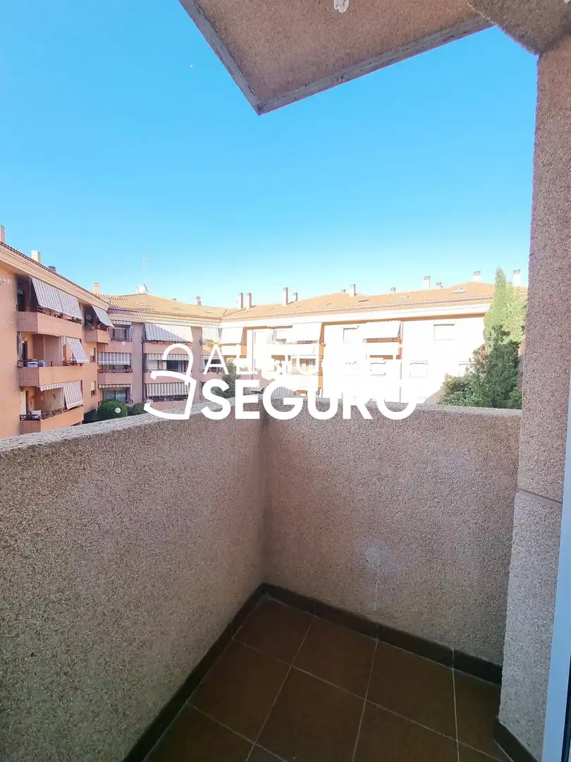 Vista exterior de Pis de lloguer en Galapagar amb Aire condicionat i Terrassa