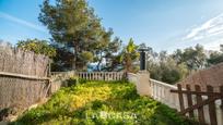 Jardí de Casa adosada en venda en Sitges amb Terrassa, Traster i Piscina