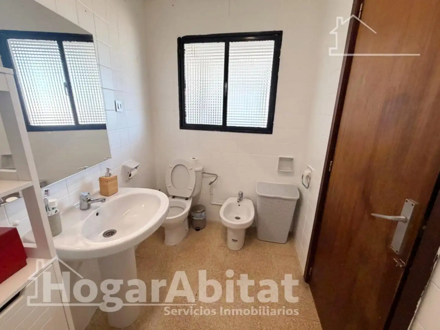 Bathroom of Flat for sale in Cheste  with Air Conditioner, Heating and Terrace