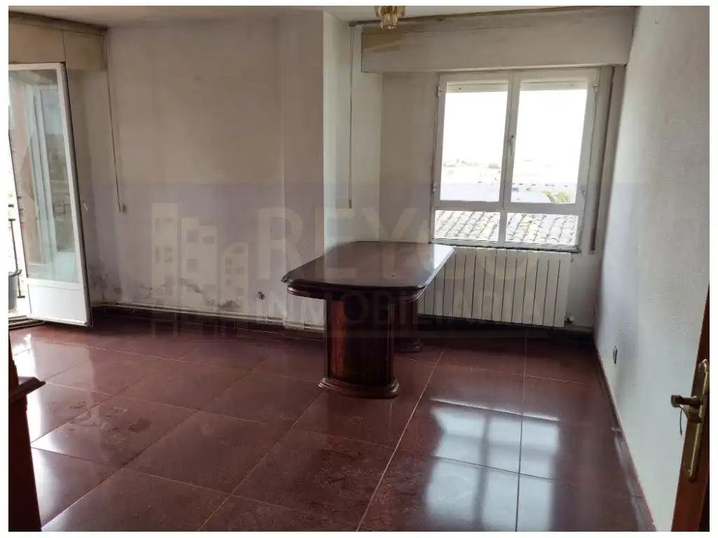Habitación de Piso en venta en Alesanco con Balcón