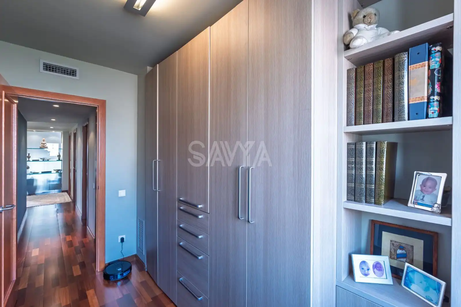 Habitación de Ático en venta en L'Hospitalet de Llobregat con Aire acondicionado, Calefacción y Parquet
