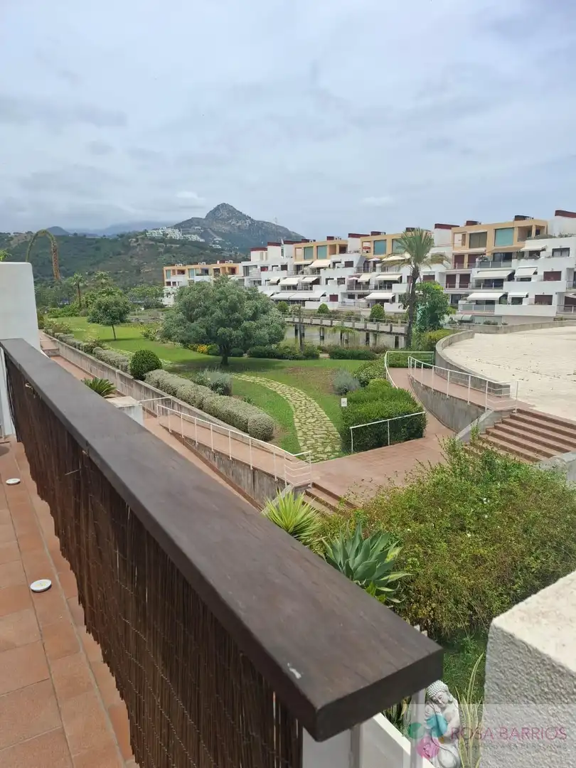 Vista exterior de Apartamento en venta en Benahavís con Aire acondicionado, Terraza y Amueblado