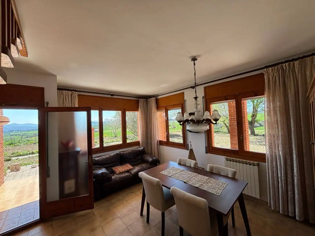 Menjador de Casa o xalet en venda en Santa Coloma de Queralt amb Calefacció, Jardí privat i Terrassa